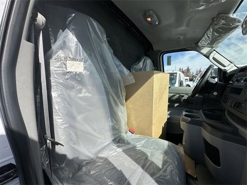 New 2024 Ford E-450 and Econoline 450 Super Duty w/ Power Windows & Locks Group image 28