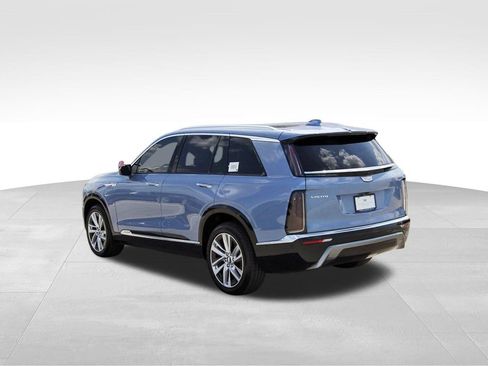 New 2027 Cadillac Vistiq Luxury AWD/4WD image 3