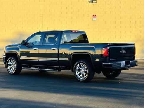 Used 2017 GMC Sierra 1500 SLT w/ SLT Premium Package AWD/4WD image 5