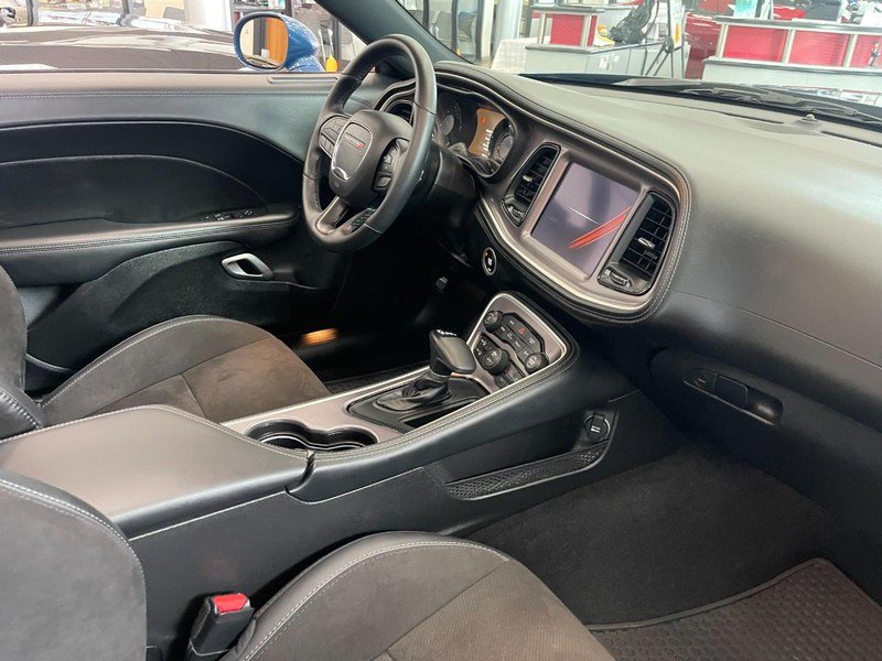 Used 2022 Dodge Challenger R/T w/ Plus Package RWD image 9