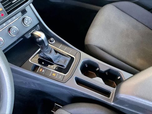 Used 2021 Volkswagen Jetta S w/ Driver Assistance Package image 16