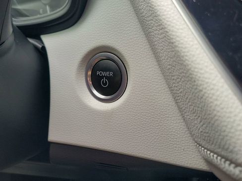 Used 2024 Toyota Corolla SE FWD image 23