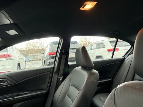 Used 2017 Honda Accord Sport Special Edition image 11