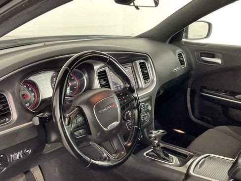 Used 2022 Dodge Charger SXT image 13
