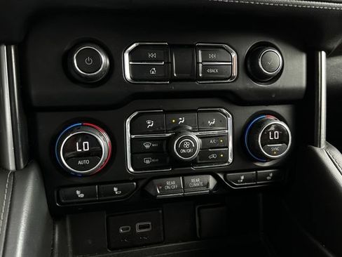 Used 2022 Chevrolet Tahoe LT AWD/4WD image 20