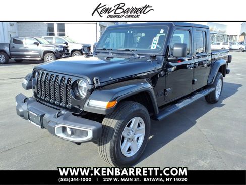 Used 2022 Jeep Gladiator Sport AWD/4WD image 1