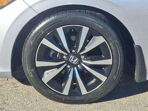 Used 2023 Honda Civic EX image 8