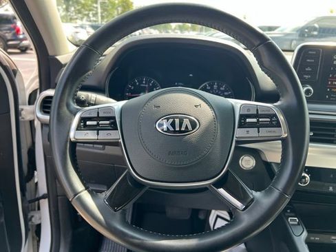 Used 2020 Kia Telluride S AWD/4WD image 14