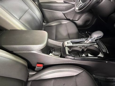 Used 2024 Chevrolet Trax ACTIV w/ Sunroof Package FWD image 34