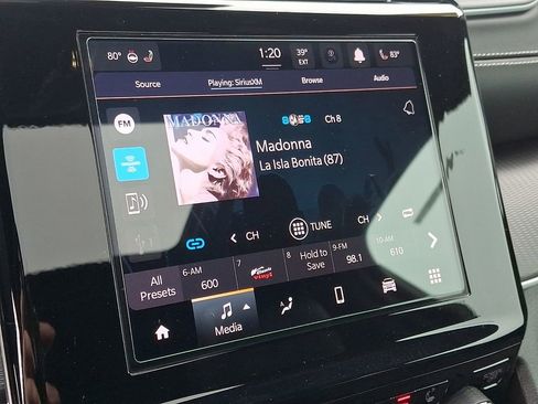 Used 2024 Jeep Grand Cherokee Altitude image 17