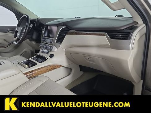 Used 2015 GMC Yukon XL Denali w/ Premium Package AWD/4WD image 23