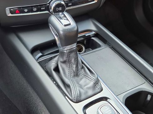 Used 2021 Volvo XC60 T5 Inscription w/ Advanced Package image 25