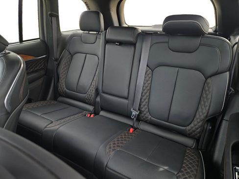 Used 2024 Jeep Grand Cherokee Summit AWD/4WD image 23