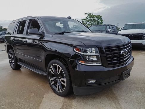 Used 2018 Chevrolet Tahoe Premier AWD/4WD image 3