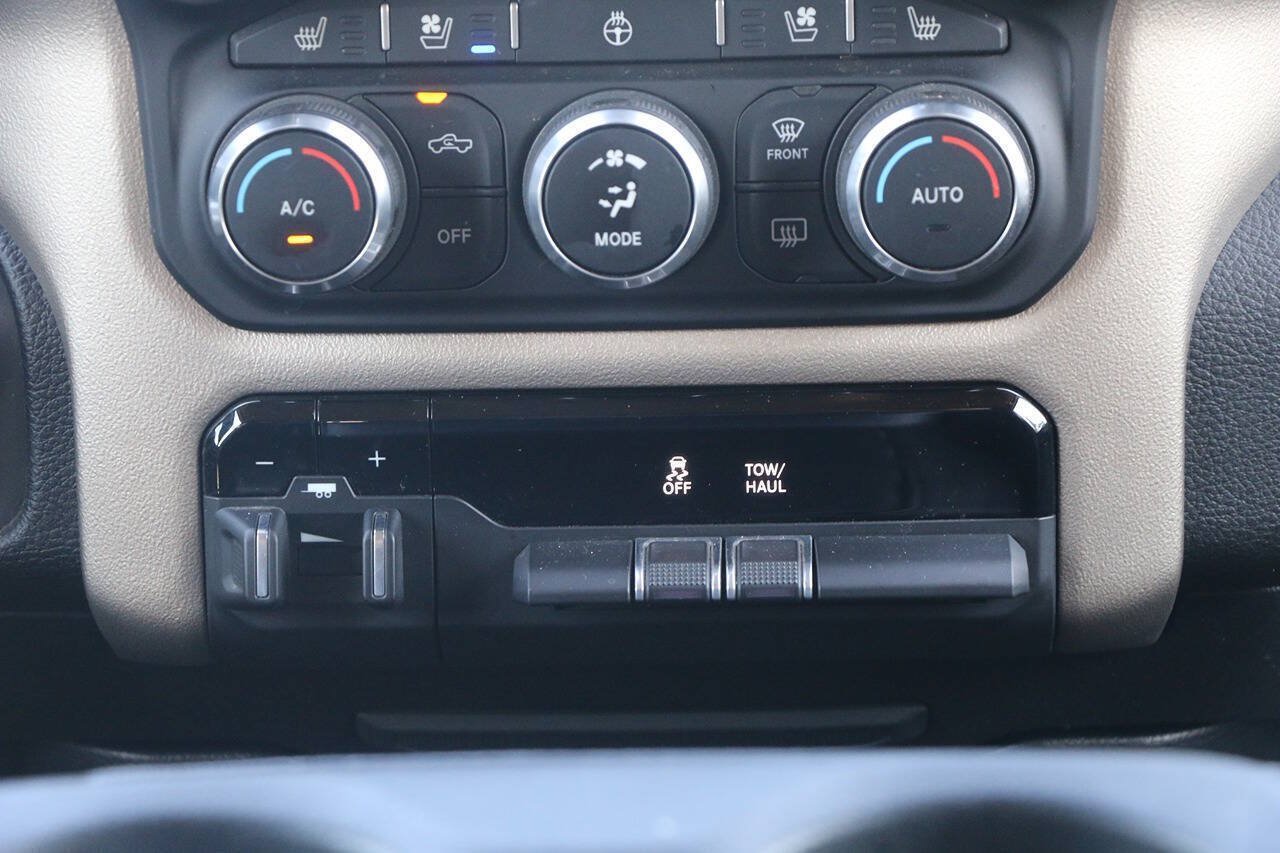 Used 2021 RAM 1500 Laramie w/ Off Road Group AWD/4WD image 24