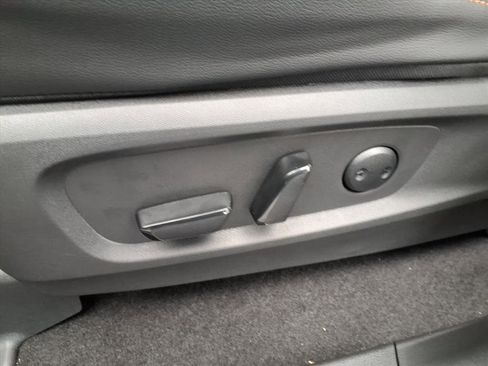 New 2025 Nissan Pathfinder Rock Creek image 25