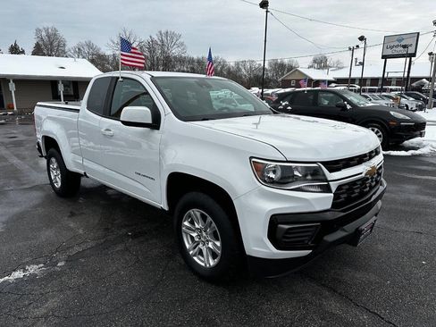 Used 2021 Chevrolet Colorado LT w/ Fleet Safety Package image 4