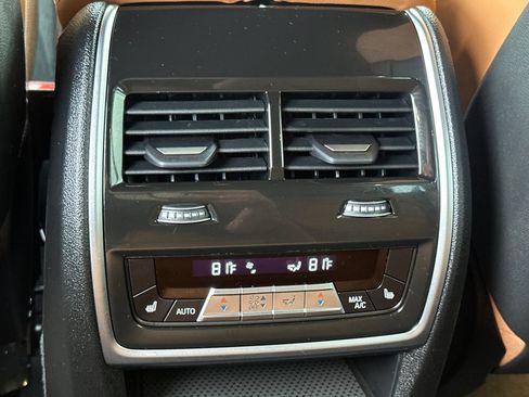 Used 2026 BMW X5 xDrive40i w/ M Sport Package image 16