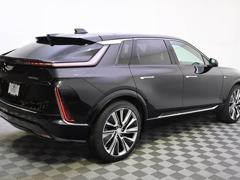 Certified 2024 Cadillac Lyriq Luxury w/ LPO, Floor Liner Package image 7