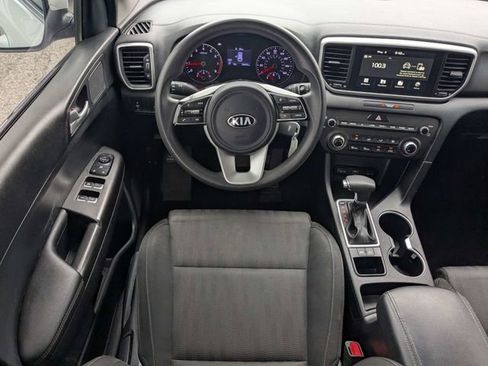 Used 2022 Kia Sportage LX FWD image 15