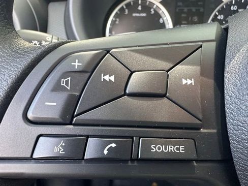 New 2025 Nissan Kicks Play S image 27