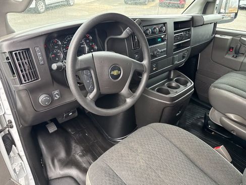 Used 2024 Chevrolet Express 2500 w/ Driver Convenience Package RWD image 14