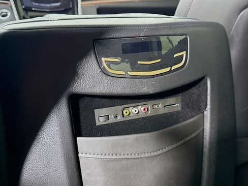 Used 2016 Cadillac Escalade Premium image 25