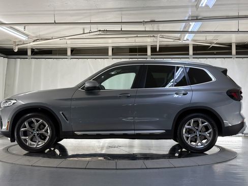 Used 2024 BMW X3 xDrive30i w/ Premium Package w/ZPA AWD/4WD image 2