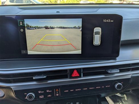 Certified 2025 Kia Sorento EX w/ Panoramic Sunroof Package image 26