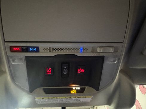 Used 2019 Subaru Forester Limited w/ Popular Package #3 image 17