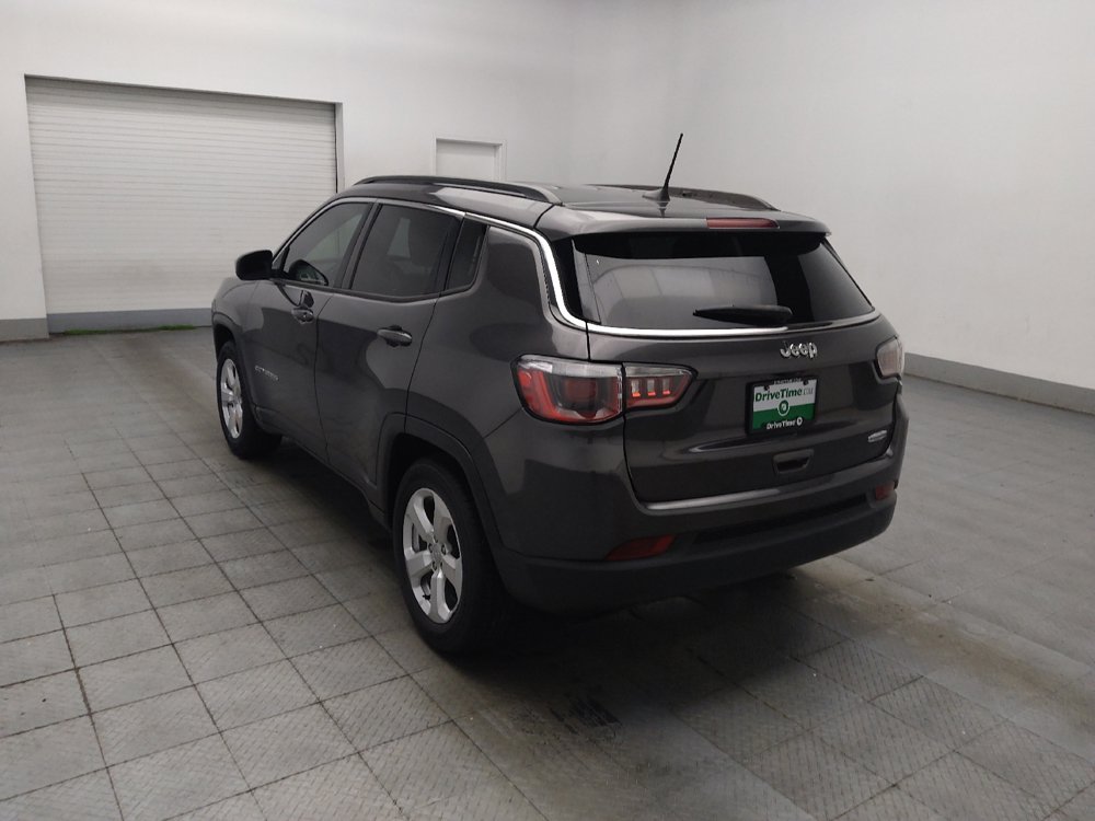 Used 2019 Jeep Compass Latitude FWD image 5