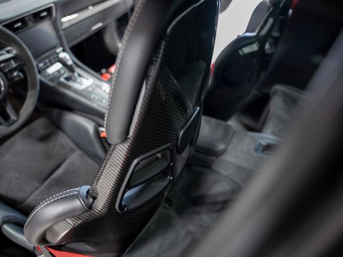 Used 2018 Porsche 911 GT3 RWD image 74