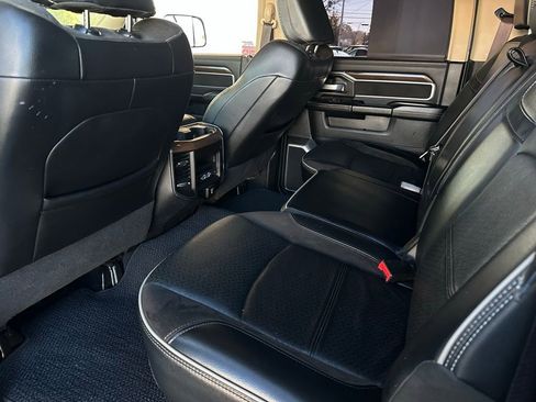 Used 2022 RAM 3500 Laramie image 15