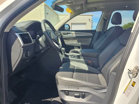 Certified 2023 Volkswagen Atlas SEL AWD/4WD image 10