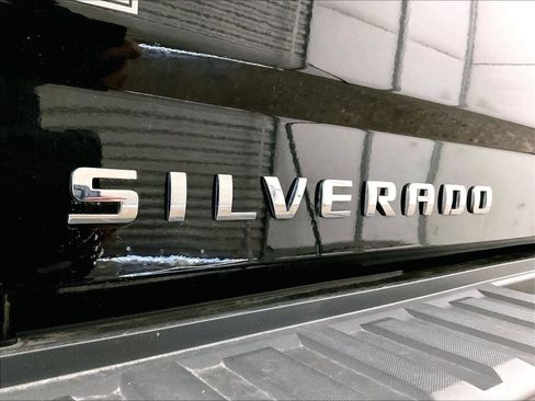 Used 2019 Chevrolet Silverado 1500 LT AWD/4WD image 14