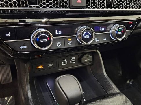 Used 2024 Honda Civic Touring image 23