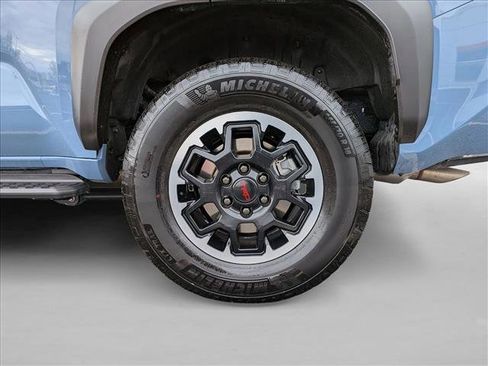 Used 2025 Toyota 4Runner 4WD image 20