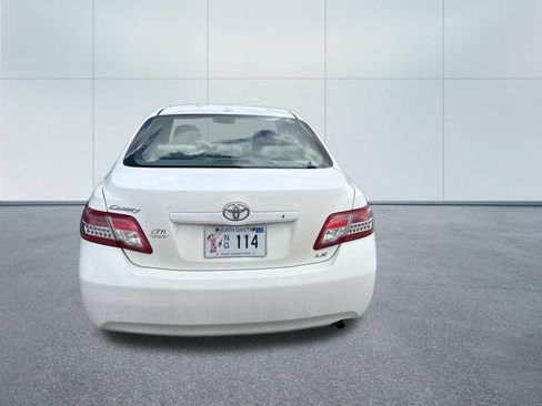 Used 2011 Toyota Camry LE w/ Fleet Convenience Pkg FWD image 5