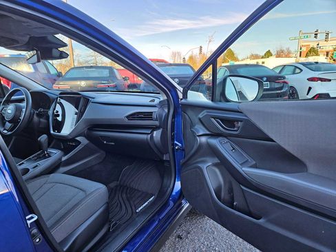 Used 2024 Subaru Crosstrek 2.0i Premium image 10