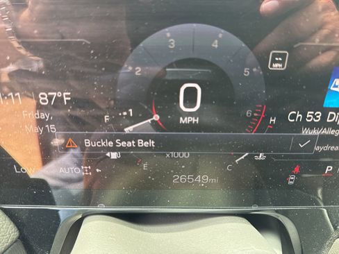 Used 2025 GMC Yukon Denali AWD/4WD image 18