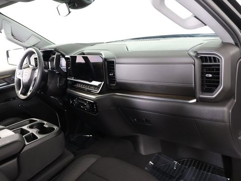 Used 2024 Chevrolet Silverado 1500 LT image 26