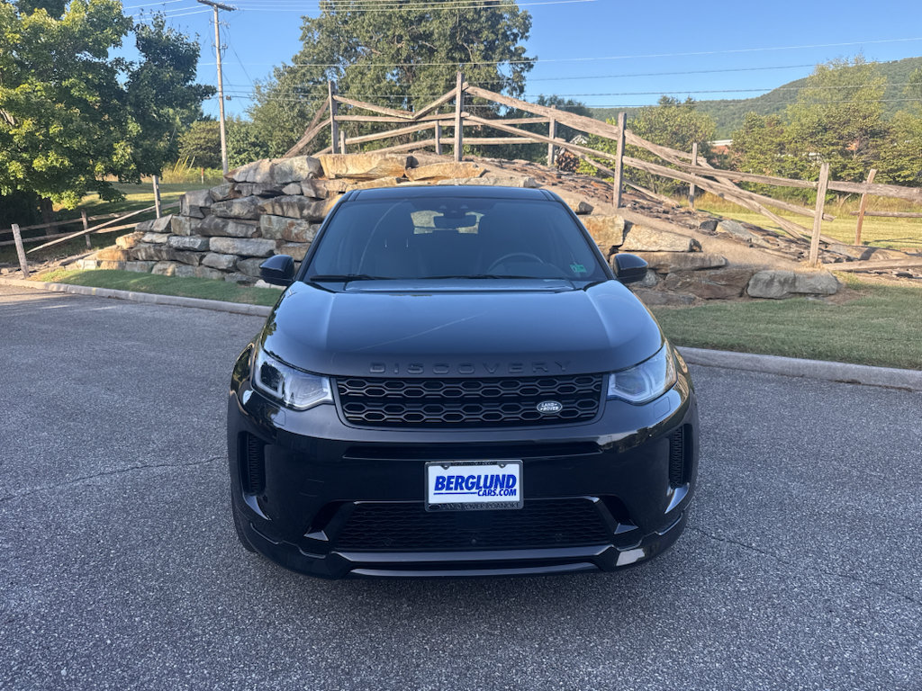 Used 2020 Land Rover Discovery Sport HSE R-Dynamic AWD/4WD image 2