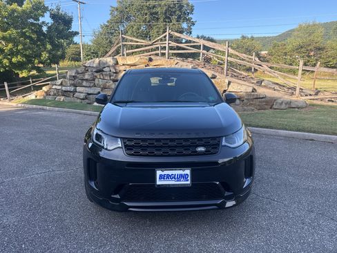 Used 2020 Land Rover Discovery Sport HSE R-Dynamic AWD/4WD image 2