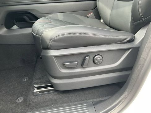 New 2026 Nissan Armada PRO-4X AWD/4WD image 28