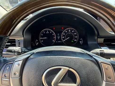 Used 2013 Lexus ES 350 w/ Luxury Pkg FWD image 17