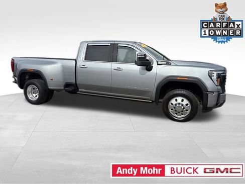 Used 2024 GMC Sierra 3500 Denali Ultimate AWD/4WD image 16