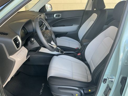 New 2026 Hyundai Venue SEL FWD image 13