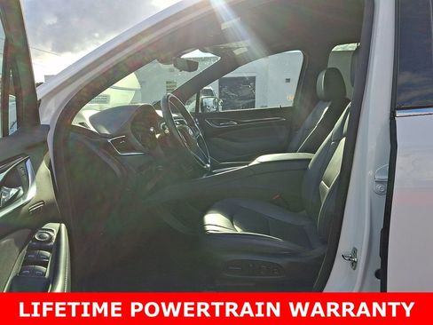 Used 2024 Buick Enclave Premium image 15