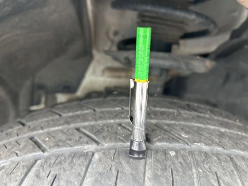 Used 2023 Nissan Rogue SV AWD/4WD image 31