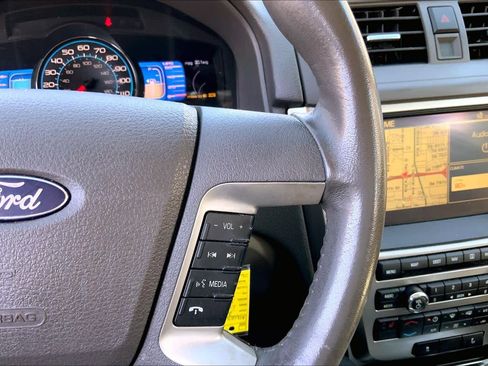 Used 2010 Ford Fusion Hybrid image 25